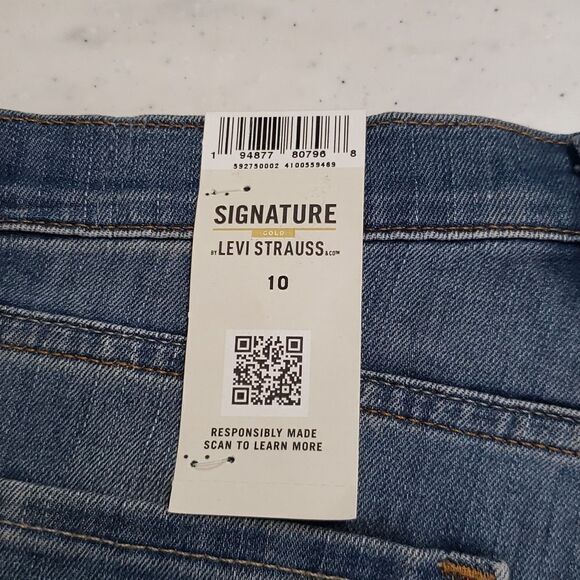 NWT Girls Signature Levi's GOLD Cuffed Bermuda Shorts Sz 10 - Picture 5 of 9